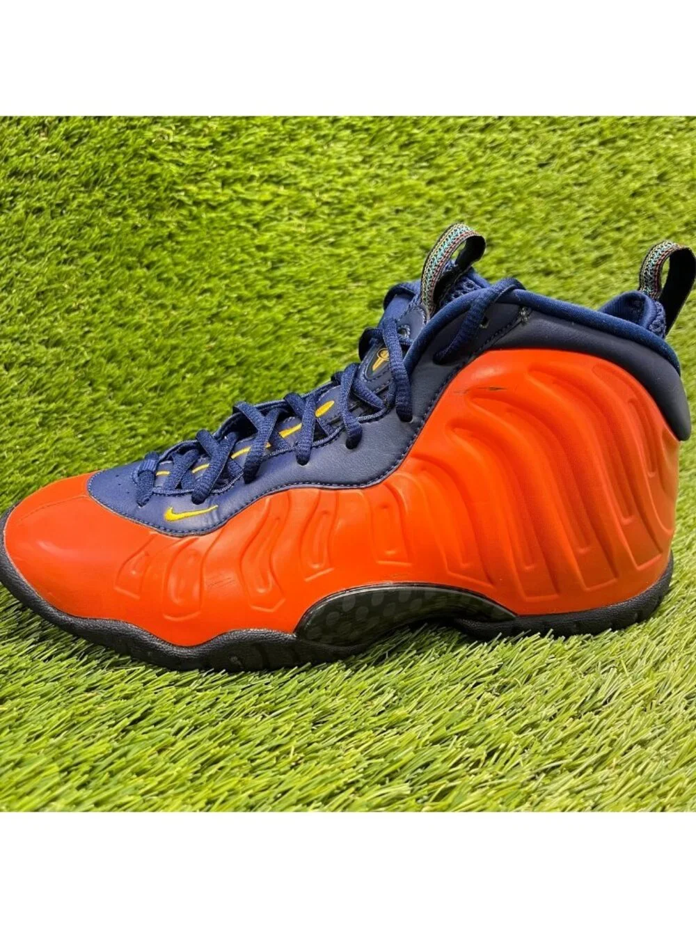 Nike Air Foamposite One Boys Size 7Y Orange Athletic Basketball Shoes Sneakers